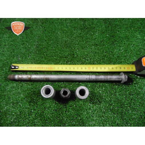 Front wheel pin Honda Forza 250 X 2005 2007