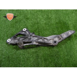 Supporto pedana poggiapiedi anteriore destra Honda CBR 600 F ABS 2010 2013