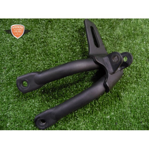 Supporto poggiapiede posteriore sinistro Yamaha MT-03 2006 2014