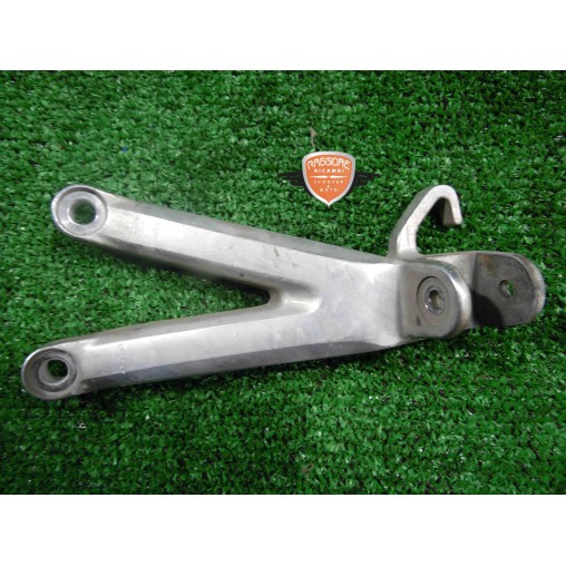 Supporto pedana poggiapiedi posteriore sinistra Yamaha YZF R6 2001 2002