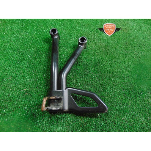 Supporto poggiapiede posteriore sinistro Suzuki SV 650 2016 2020