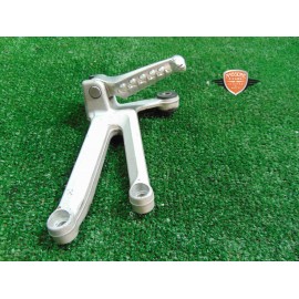 Soporte para el pie trasero derecho Aprilia RSV 1000 Factory 2004 2005