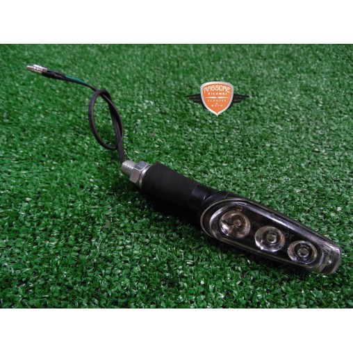 Freccia indicatore anteriore sinistra Benelli TNT 125 2018 2020