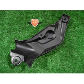 Linke Rahmenschale Benelli BN 302 2017