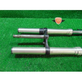 Tubo deslizante puente horquilla inferior Honda CB 300 R 2018 2019