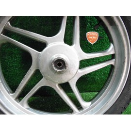 Girar la llanta delantera Motom Dolce Vita 125 2007 2013