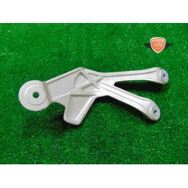 Soporte para el pie trasero derecho Benelli TRK 251 2019 2020