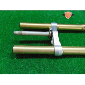 Tubo deslizante puente horquilla inferior Triumph Street Triple 675 R 2009 2012