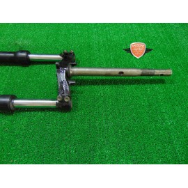 Tube fourche pontet de fourche inférieur SYM Symphony 200 ST CBS 2015 2017