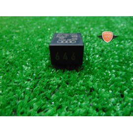 Relay turn signal 646 Audi