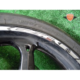 Girar la llanta delantera Suzuki GSR 750 2010 2015