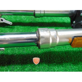 Tube fourche pontet de fourche inférieur Benelli TRK 251 2019 2020
