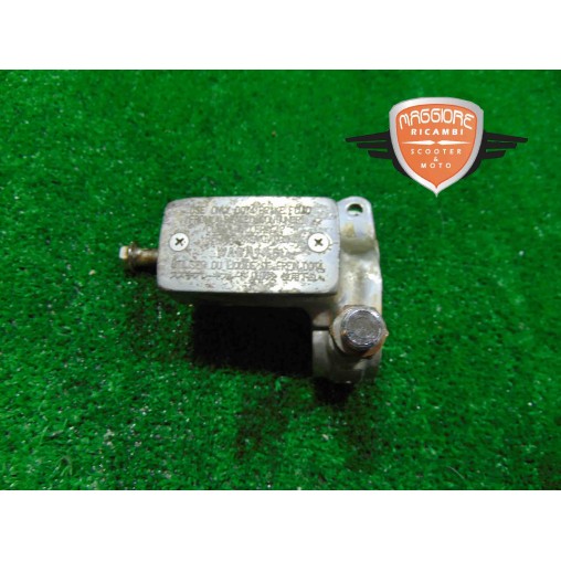 Pompe de frein avant droit Suzuki LS 650 Savage 1993 1998