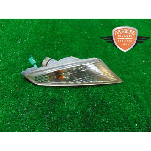 Front left turn indicator Peugeot Geopolis 500 2008 2012