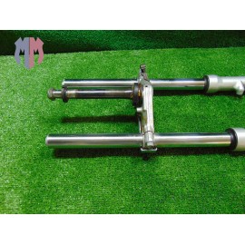 Fork slider lower fork cross brace Suzuki Intruder VL 250 LC 1999 2004