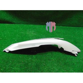 Cárcasa carenado codón derecho Yamaha Tricity 125 2017 2020