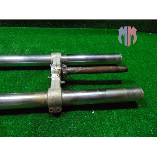 Tube fourche pontet de fourche inférieur Aprilia Pegaso 650 1991 1996