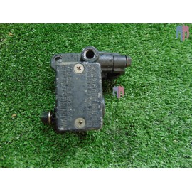 Pompe de frein avant droit SYM Joymax 250 2005 2006