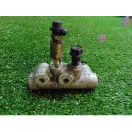 Sdoubler de tube de frein avant SYM Joymax 250 2005 2006