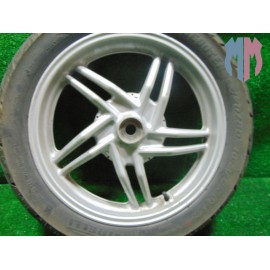 Drehen des hinteren Kreises Yamaha Xenter 150 2011 2014