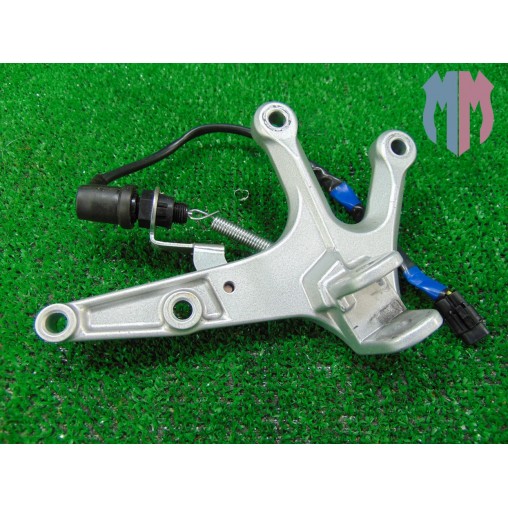 Footpeg plate right Yamaha YZF R3 2021 2024