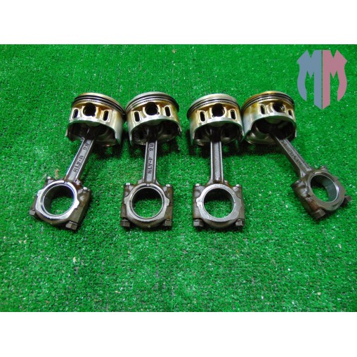 Pistons Honda VRF 750 F 1990 1993