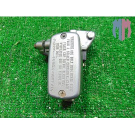 Pompe de frein avant gauche Honda VRF 750 F 1990 1993