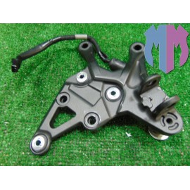 Plaque pour repose pied droit Kawasaki Z 900 2021 2024