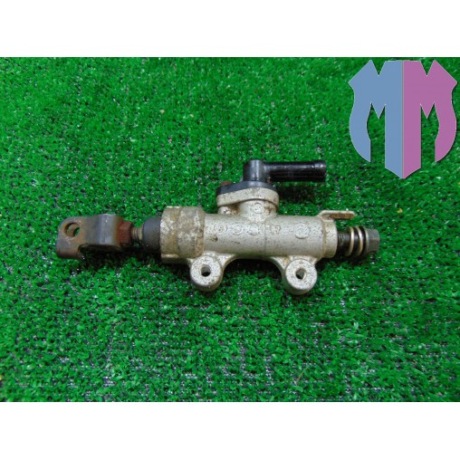 Pompe de frein arrière Honda Hornet 600 1998 2000