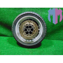 Drehen der vorderen Felge Malaguti Madison 250 2002