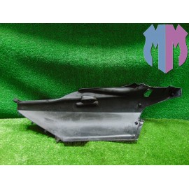 Hull structure pannel fairing body rear right Suzuki Burgman 650 EXECUTIVE 2006 2012