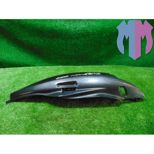 Hull structure pannel fairing body rear right Suzuki Burgman 650 EXECUTIVE 2006 2012