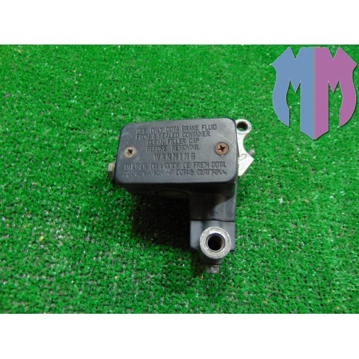 Bomba de freno delantera derecha Suzuki VL 250 LC Intruder